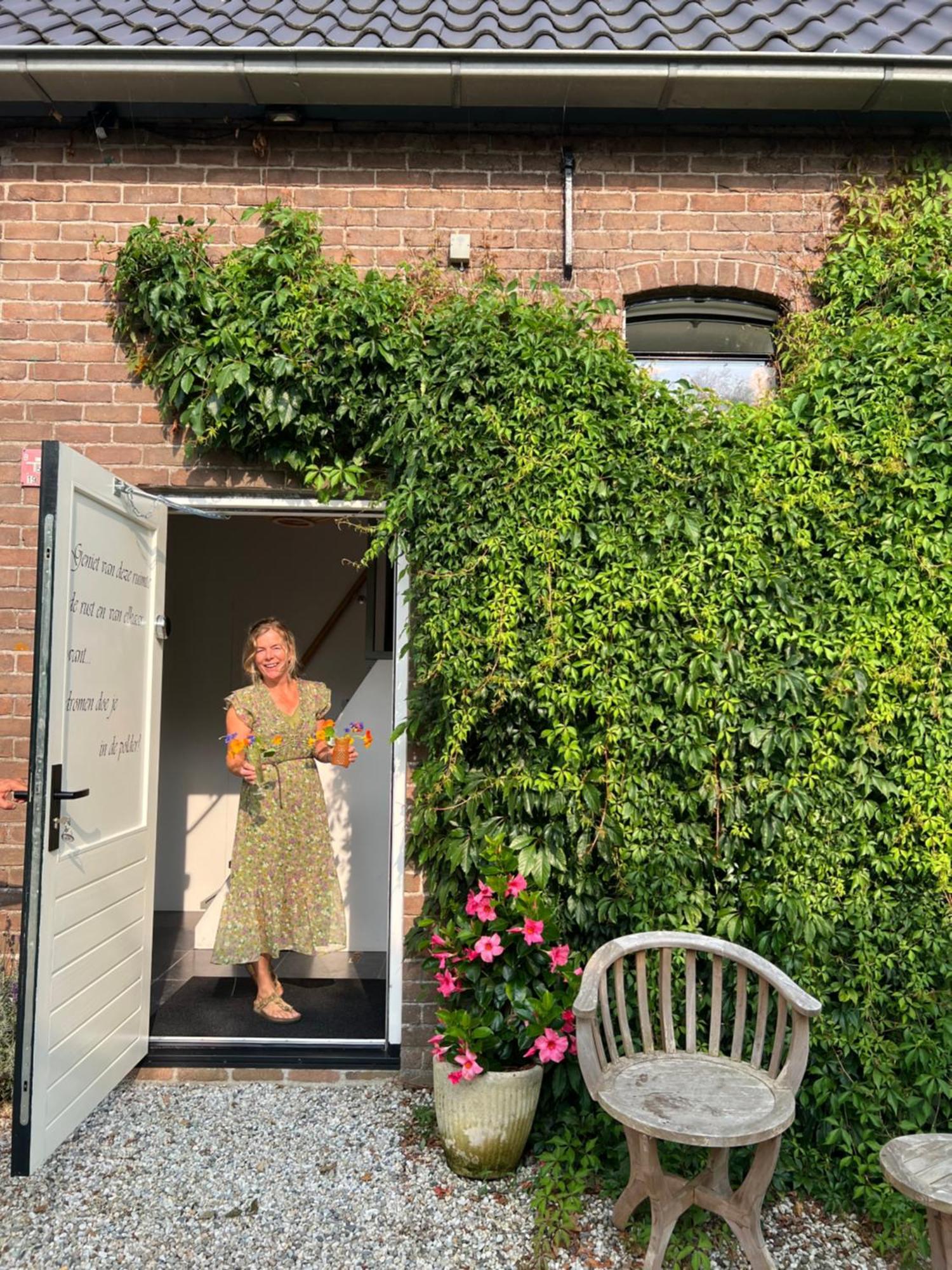 أرنيماودن B & B 'Droom In De Polder De Suite Met Prive Sauna المظهر الخارجي الصورة